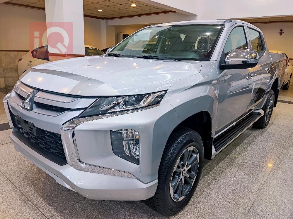 میتسوبیشی L200